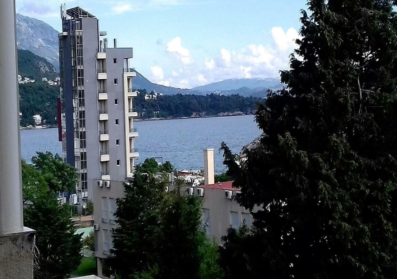 Anna Apartment Sutomore Exterior photo